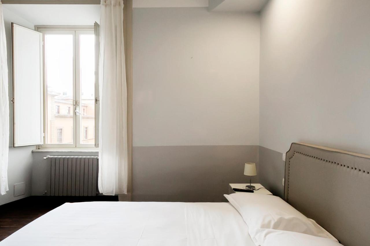 Dm69 - Termini Monti Crossroads Hotel Róma Kültér fotó