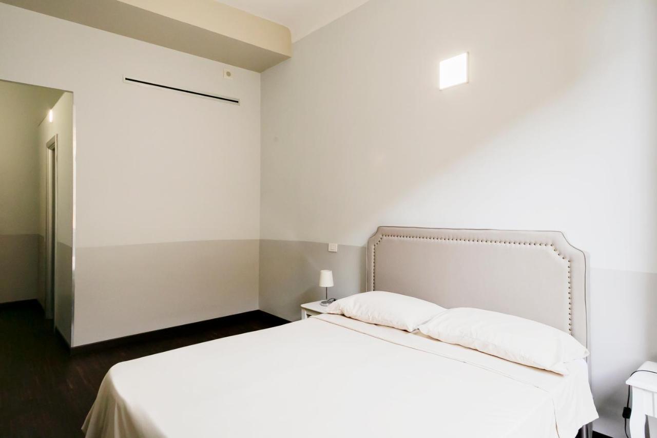 Dm69 - Termini Monti Crossroads Hotel Róma Kültér fotó