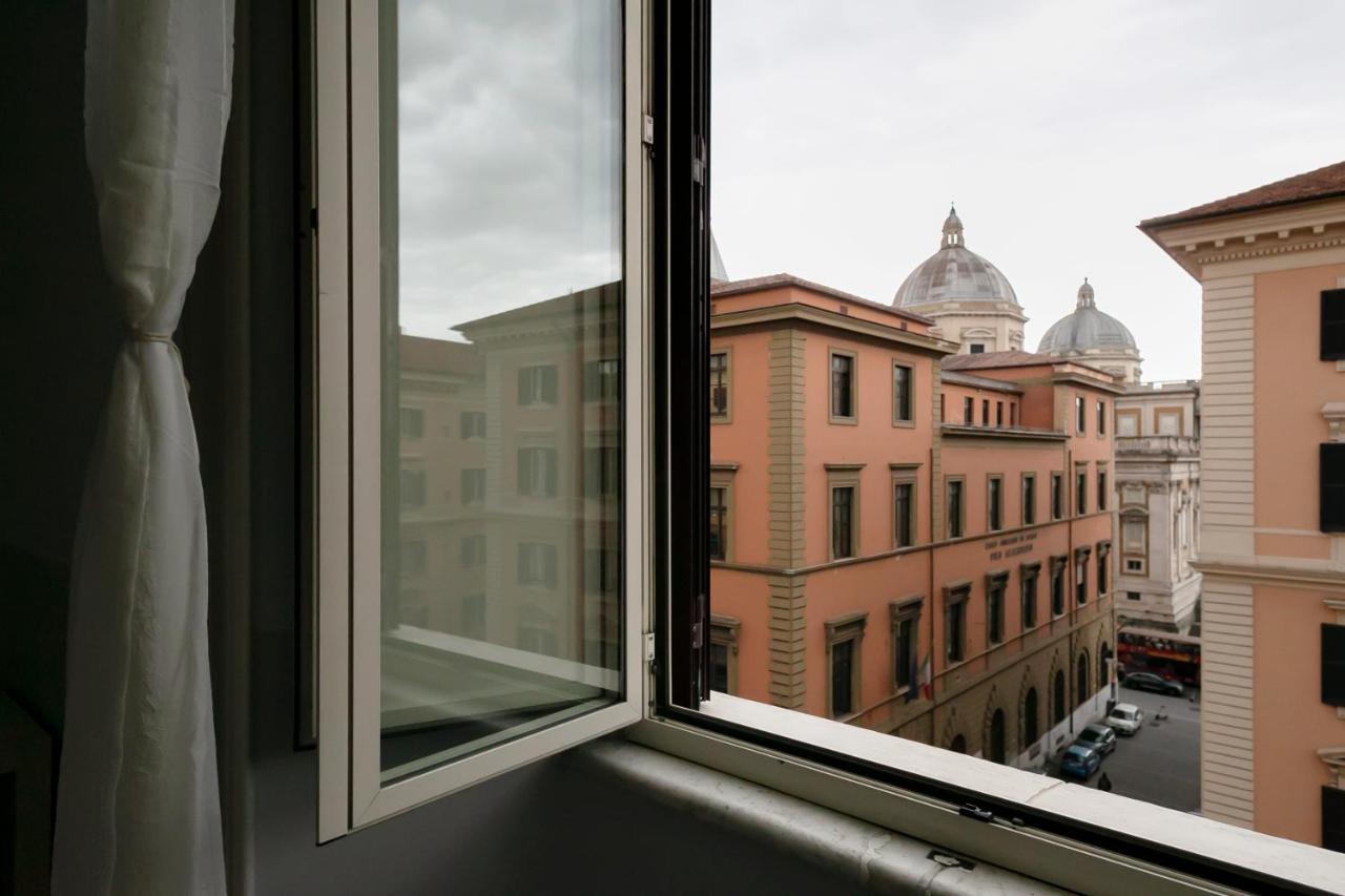Dm69 - Termini Monti Crossroads Hotel Róma Kültér fotó