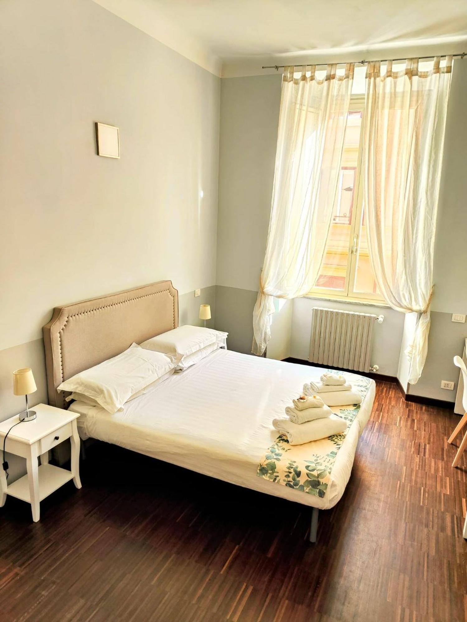 Dm69 - Termini Monti Crossroads Hotel Róma Kültér fotó