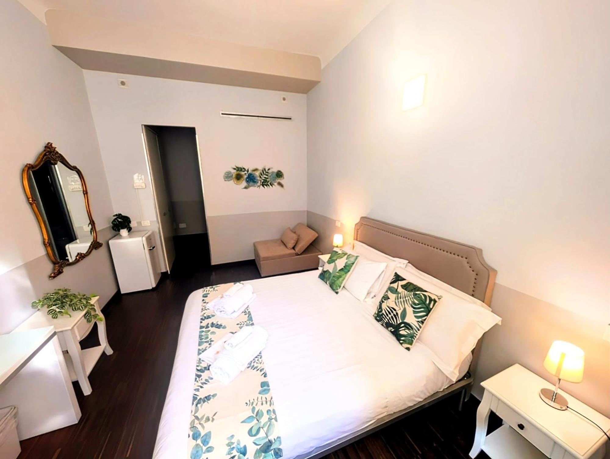 Dm69 - Termini Monti Crossroads Hotel Róma Kültér fotó